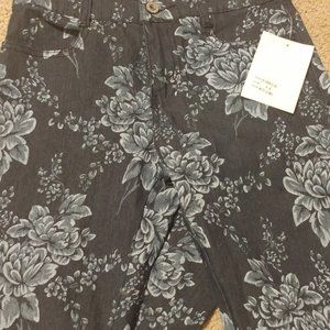 NWT Girls Floral Pattern Stretch Jeans 14